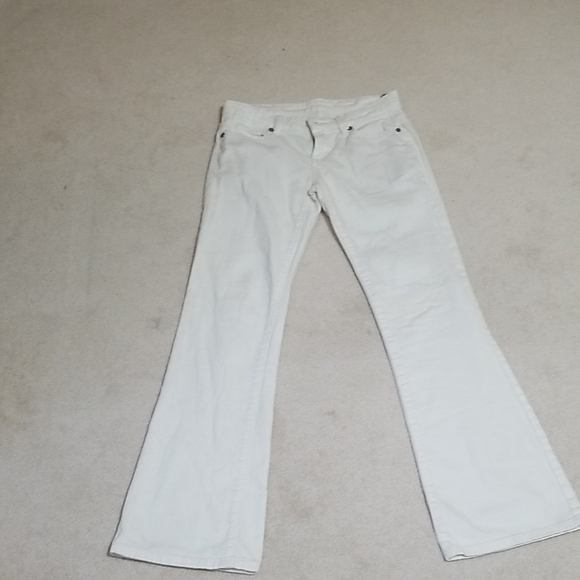 BCBGMaxAzria Women's Flare Jeans in White Size 26 - Picture 1 of 7